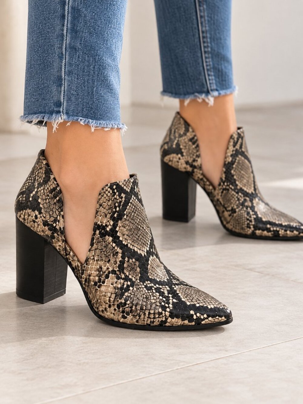 Charles by Charles David Snake Print Block Heel Ankle Boots Size 8M